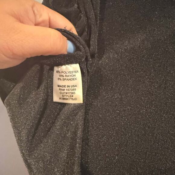 Altar'd State Top Size Large Black - Picture 3 of 3